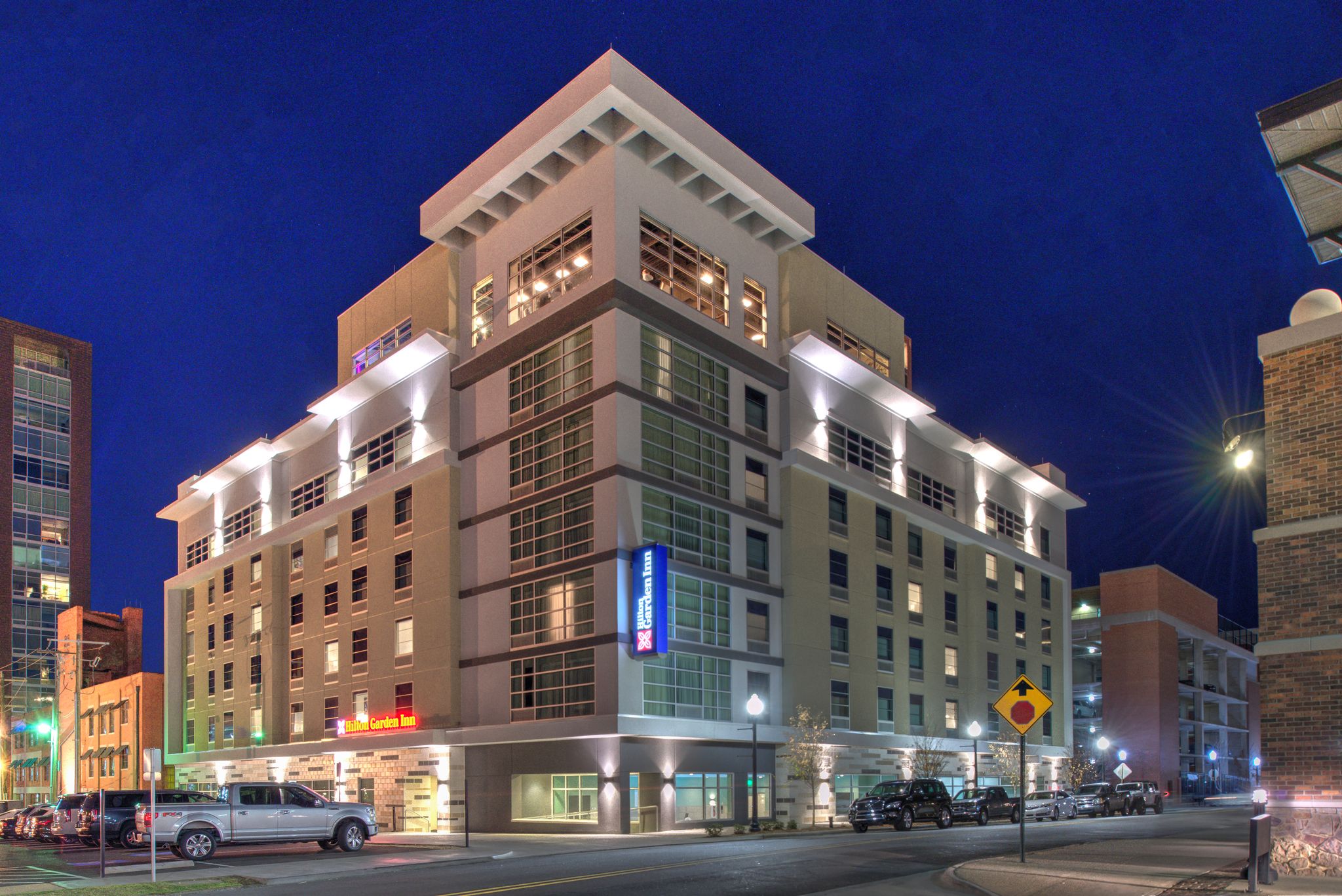 Home | Pinnacle Hotel Group
